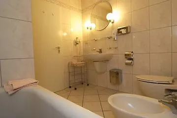 Phoenix Schaefereck 3*